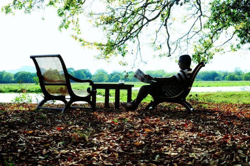 Crocodile Park Bungalow Kataragama Ngoại thất bức ảnh